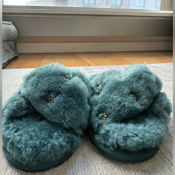 NWOT Emu Australia for Anthropologie Deep Teal Sheepskin Slippers with Gems, US9 - Picture 8 of 8